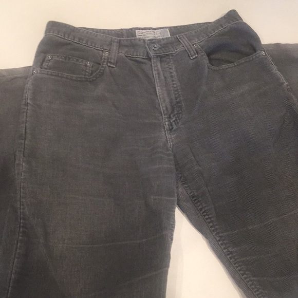 Abercrombie & Fitch Corduroy 8 - Picture 2 of 7